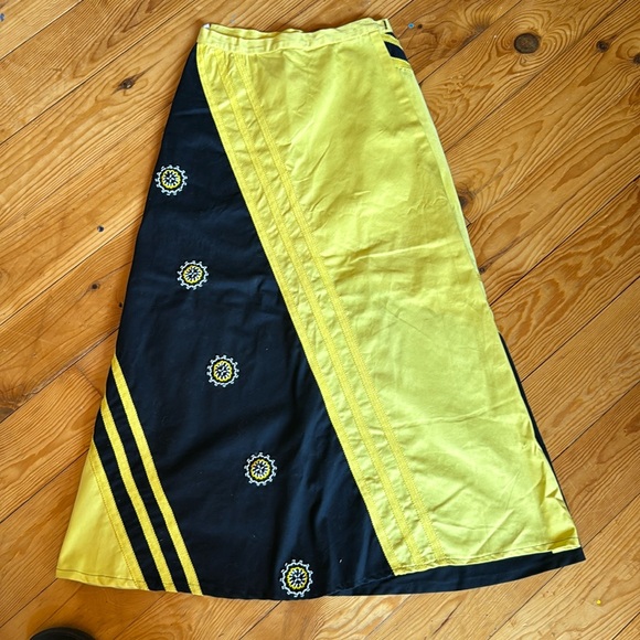 xanda fashion Dresses & Skirts - Vintage Beautiful South African Wrapped Skirt